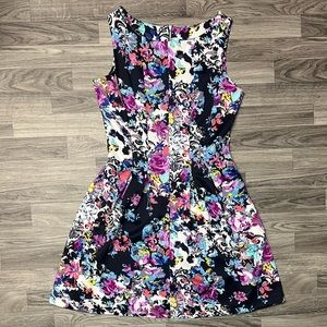 COVINGTON Floral Dress
